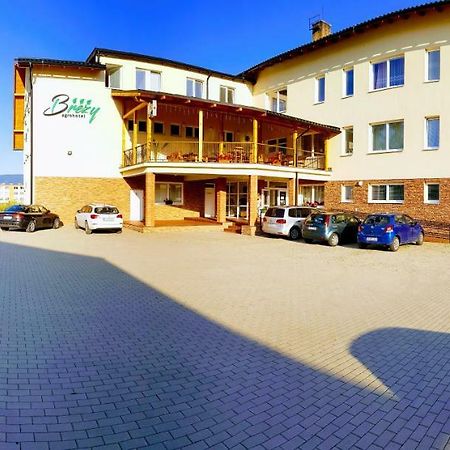 Agrohotel Tri Brezy Hrustin 외부 사진