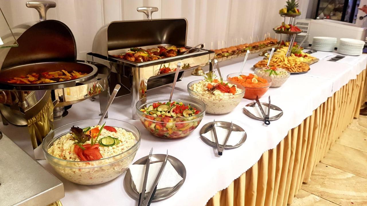 Agrohotel Tri Brezy Hrustin 외부 사진